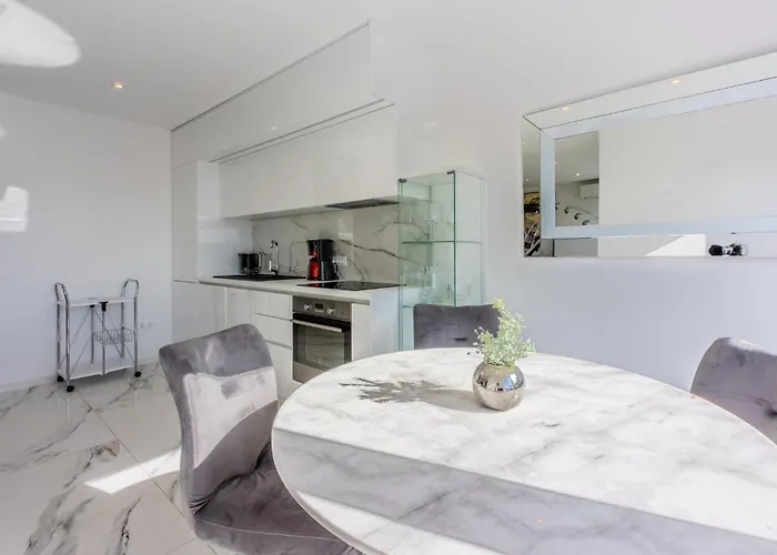 Kuca Nena Feriehus Crikvenica