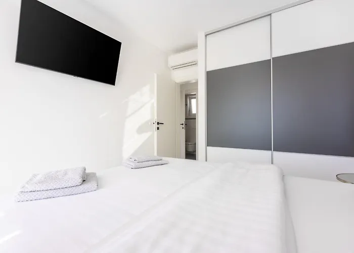 Kuca Nena 茨里克韦尼察