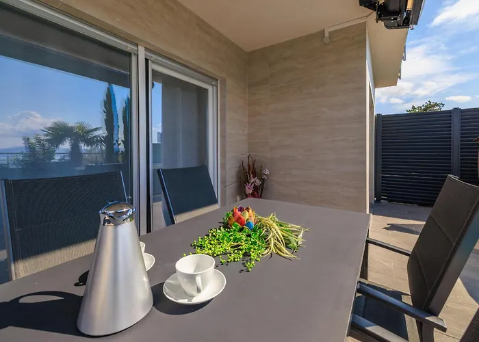 Kuca Nena 茨里克韦尼察